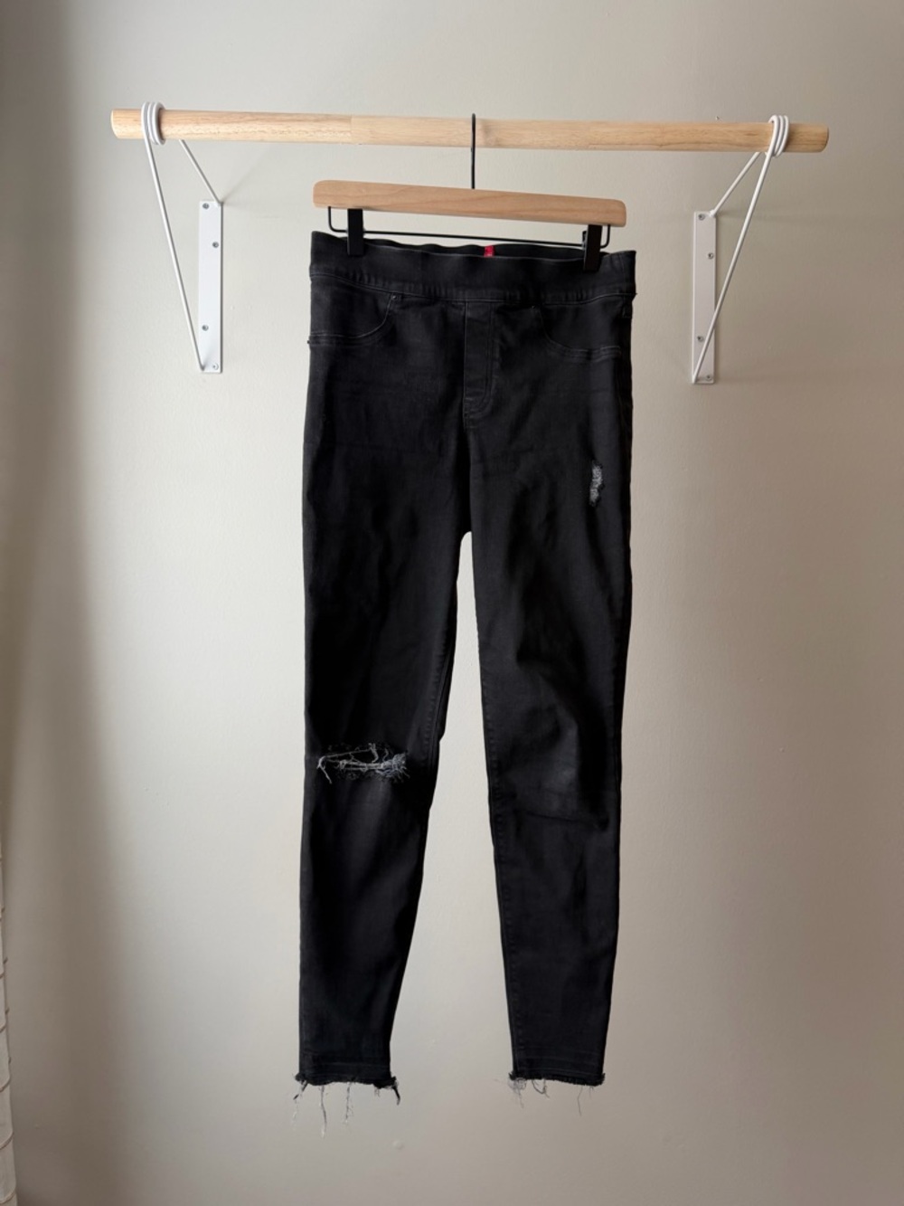 SPANX Distressed Pull On Ankle Skinny Jeans